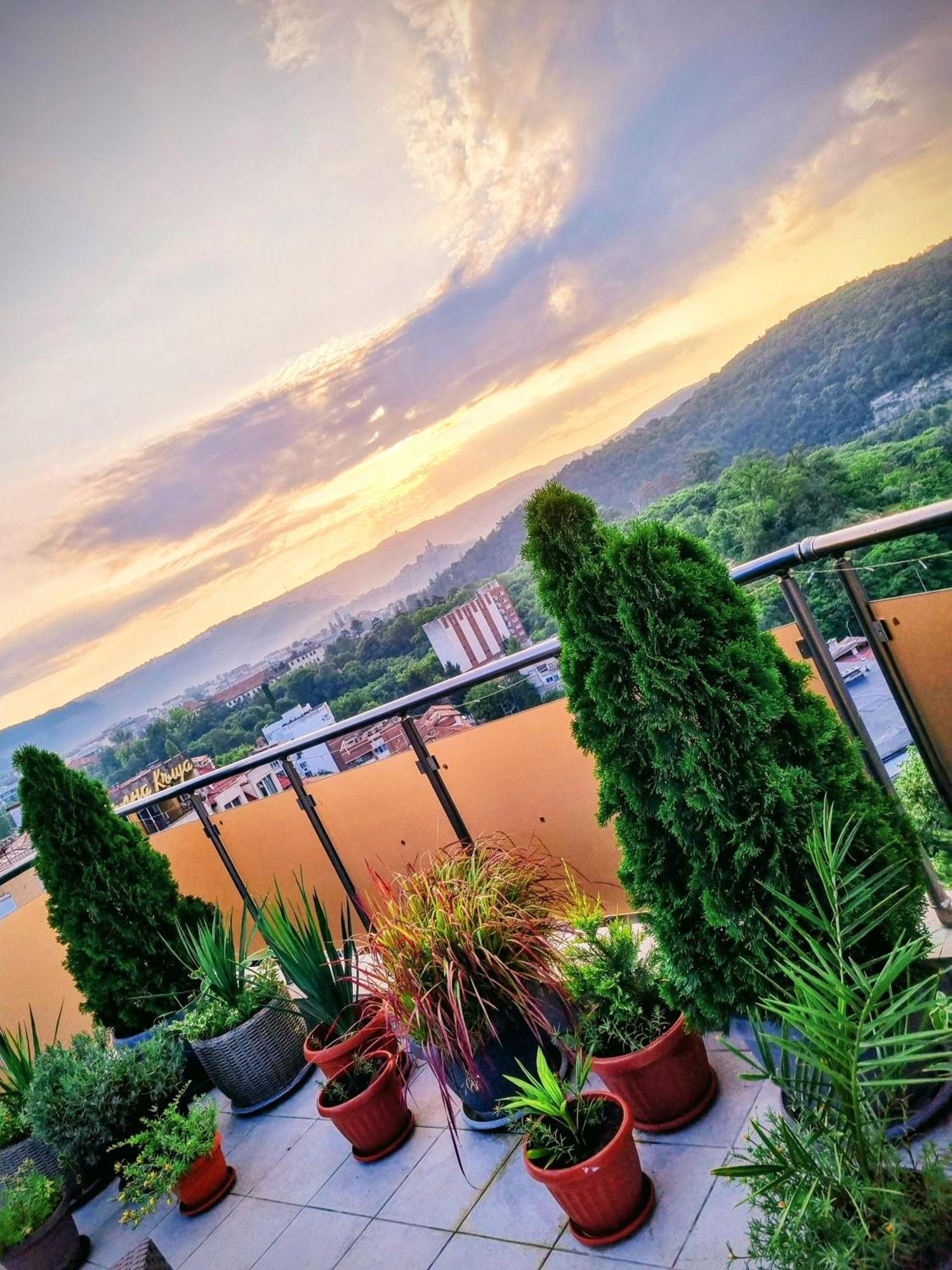 The View Veliko Tarnovo Apartment Exterior photo