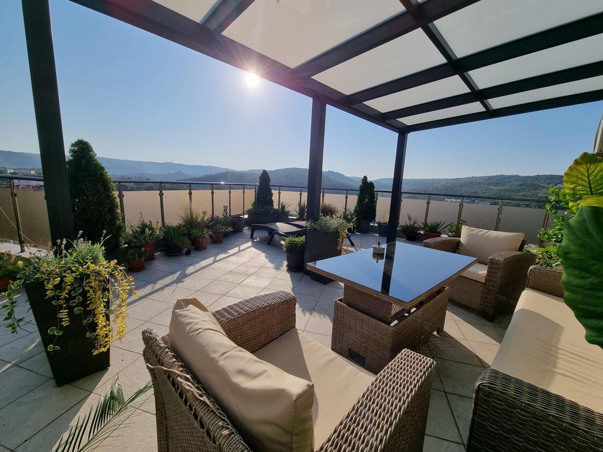 The View Veliko Tarnovo Apartment Exterior photo